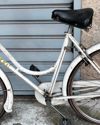bicicletta donna freni a bacchetta