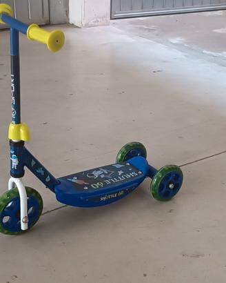 Monopattino per bambini a 3 ruote