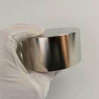 Magneti neodimio n 52