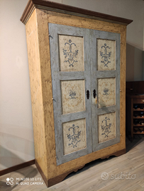 Armadio artigianale