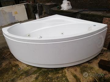 vasca idromassaggio angolare