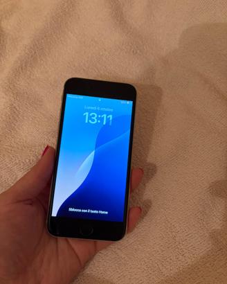 iPhone SE modello 2020
