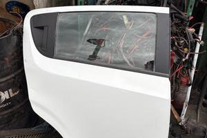 PORTA POSTERIORE DESTRA CHEVROLET AVEO ANNO:2011