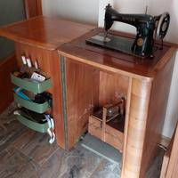 Macchina da cucire Singer anni 60