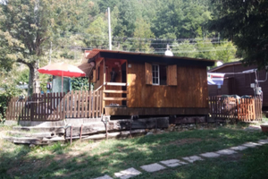 Roulotte con casetta in legno