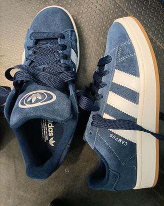 Adidas campus