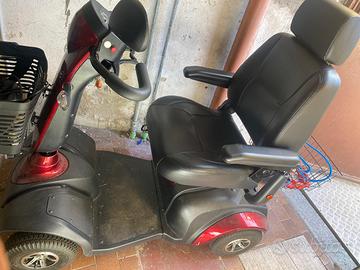 Motoretta per anziani