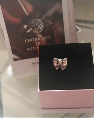 Pandora charm fiocco