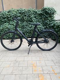 COWBOY bicicletta da donna elettrica da città