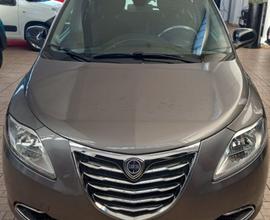 LANCIA Ypsilon 1.2 69 CV 5 porte Gold