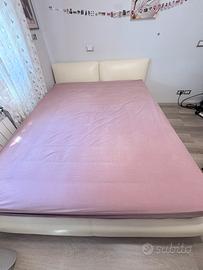 letto matrimoniale con contenitore
