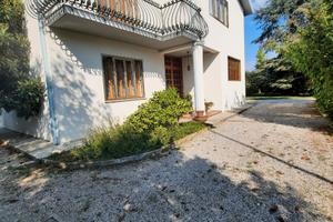 Villa singola con ampio scoperto privato