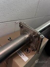 Staffa ribaltabile per Antenna Verticale