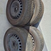 Pneumatici 205/60 R16 INVERNALI + cerchi in ferro