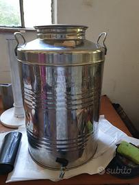 contenitori innacciaio inox per olio