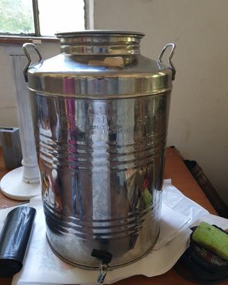 contenitori innacciaio inox per olio