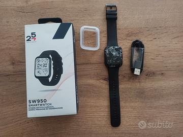 smartwatch 257 sw950  - ROTTO - solo per ricambi