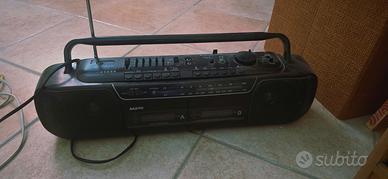 Stereo Sanyo MW738F
