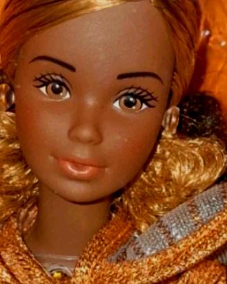 Barbie Golden Dream Christie riproduzione 