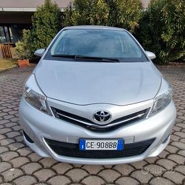 Toyota Yaris 1.0 – 64.500 km, neopatentati