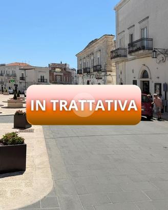 2 LOCALI A MONTE SANT'ANGELO