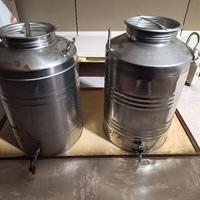 bidoni in acciaio per olio