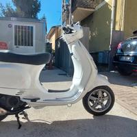 VESPA 125 LX TUTTA RIVERNICIATA NUOVA MOTORE NUOVO