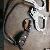 absorbica petzl moschettoni e  dissipatore