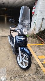Scarabeo Aprilia 200 cc