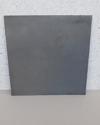 Seconda scelta* Lastra in ghisa camino cm 80x80x1