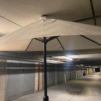  due ombrelloni mezza luna