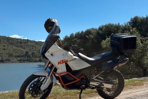 KTM 950 adventure