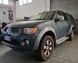 MITSUBISHI L200 D/C Intense 2.500 DI-D 136cv HardT