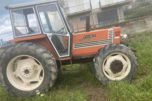 fiat 880 dt