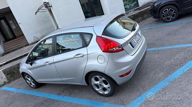 FORD FIESTA 2011