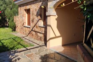 Villetta a schiera con giardino e posto auto - San