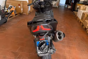 kymco ak 550