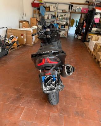 kymco ak 550