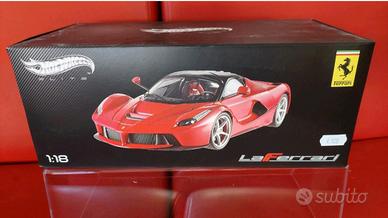 La Ferrari Red Edition - Hot Wheels Elite - Scala 