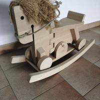 CAVALLO  DONDOLO e RUOTE in LEGNO MASSICCIO