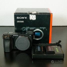 Sony A6500 con  3 batterie 1 originale Sony