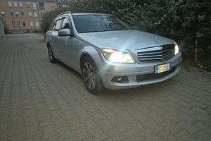 Mercedes classe c 220cdi  cambio automatico euro 