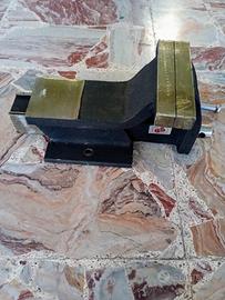 Morsa da banco professionale STAHL 150 mm (6”)