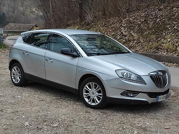 Lancia Delta 1400 turbo