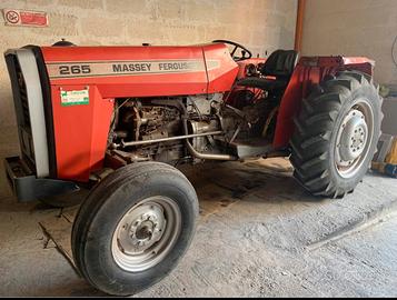 Trattore Ferguson 265