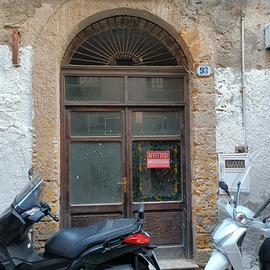 Locale commerciale centro storico Cefalù