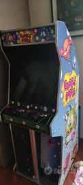 Cabinato arcade