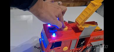 camion vigili del fuoco