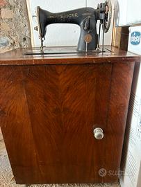 Macchina da cucire Singer Vintag
