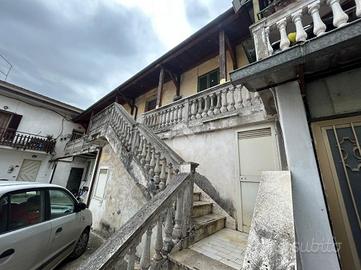 3 LOCALI A FROSINONE